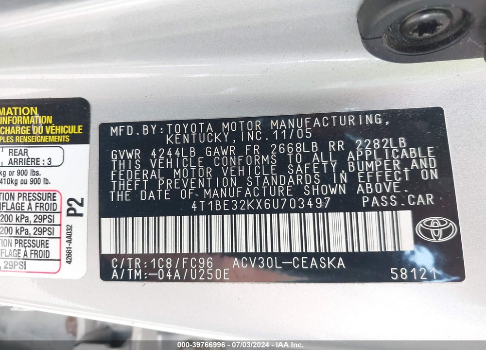 2006 TOYOTA CAMRY SE VIN: 4T1BE32KX6U703497