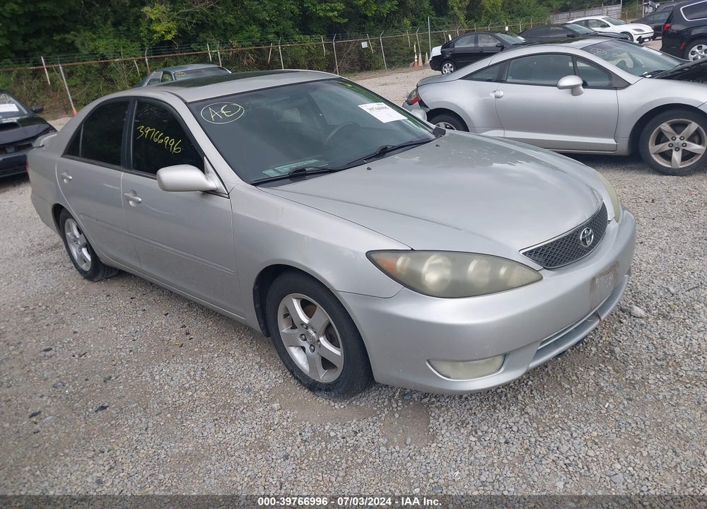 2006 TOYOTA CAMRY SE VIN: 4T1BE32KX6U703497