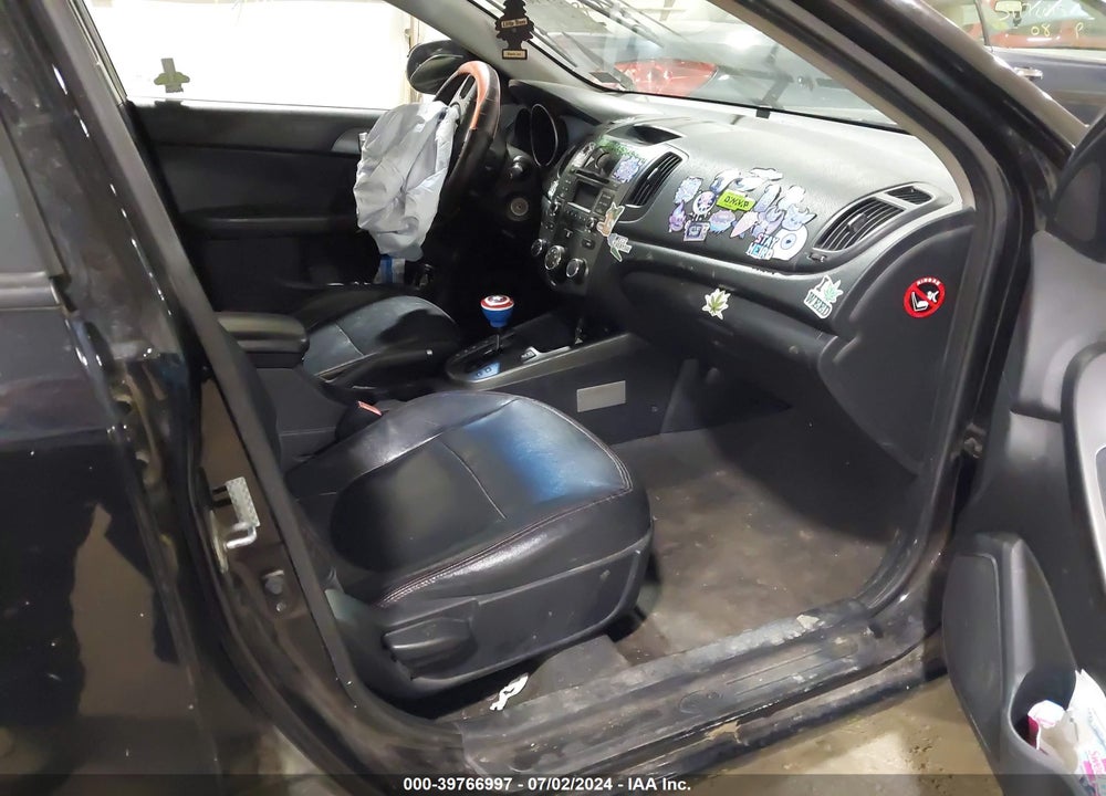 2010 KIA FORTE SX VIN: KNAFW4A35A5300367