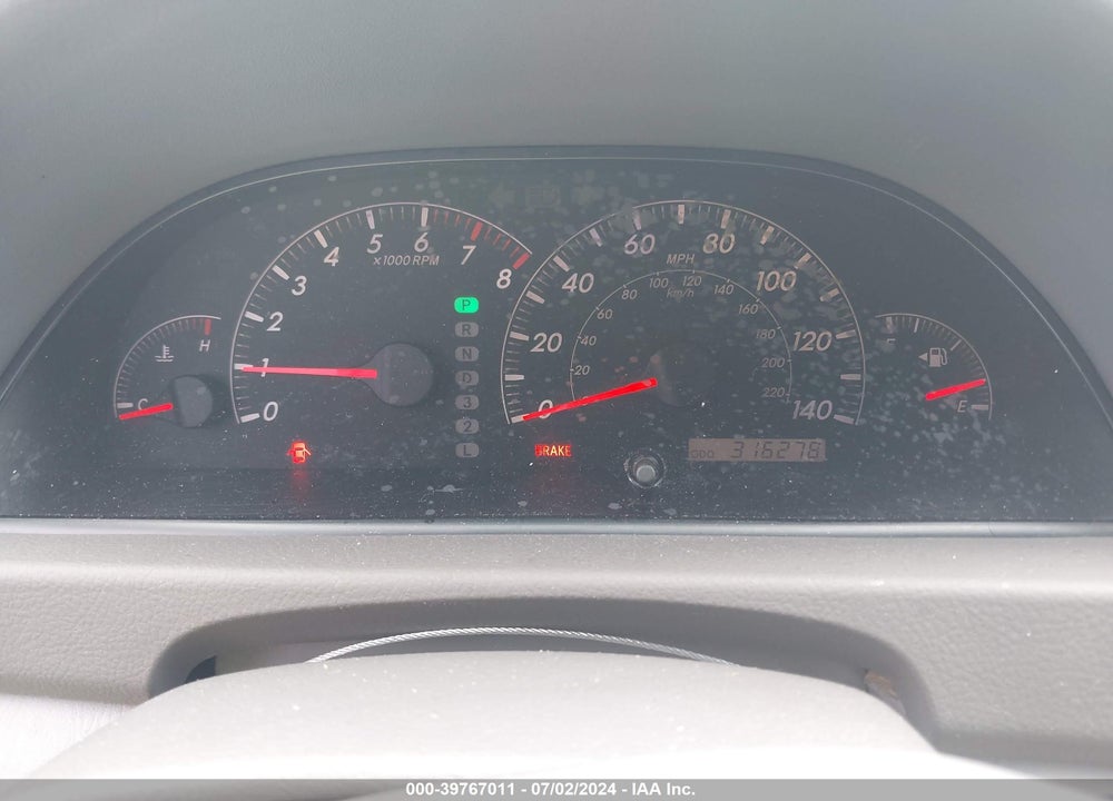 2005 TOYOTA CAMRY LE VIN: 4T1BE32K25U035354