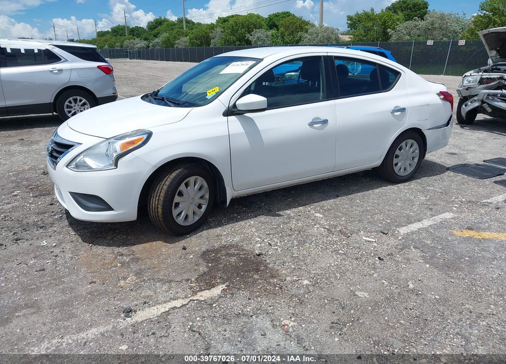 2017 NISSAN VERSA 1.6 SV VIN: 3N1CN7AP0HL832877