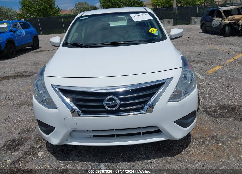 2017 NISSAN VERSA 1.6 SV VIN: 3N1CN7AP0HL832877