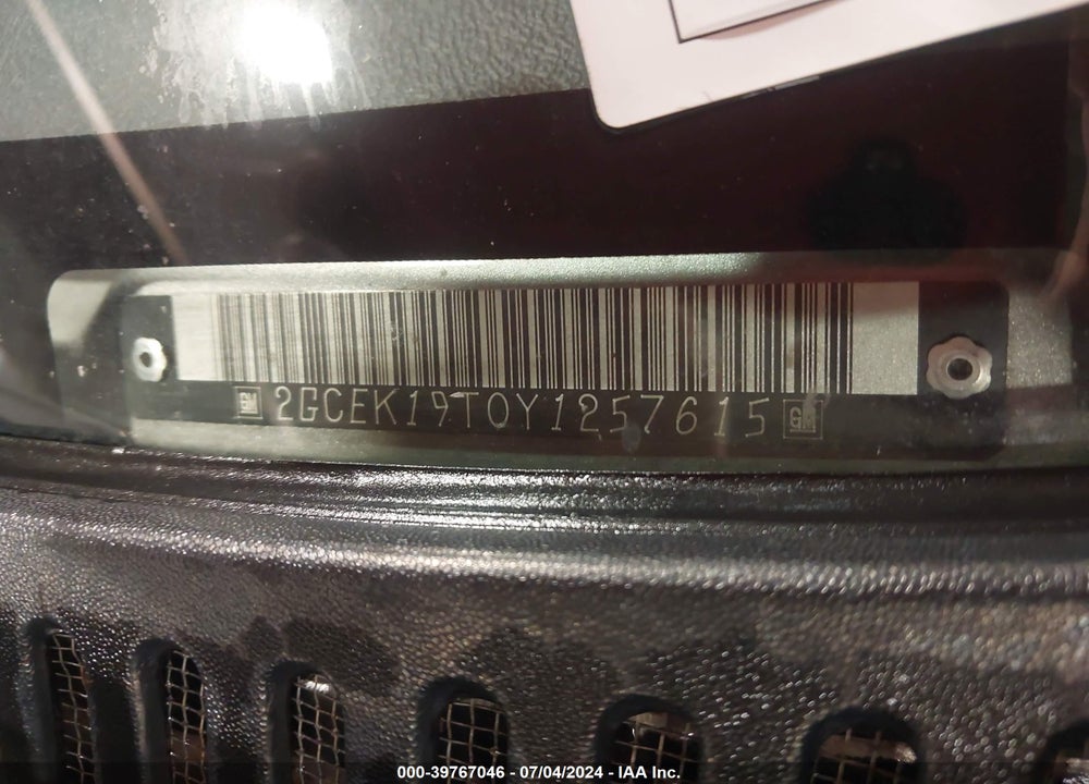 2000 CHEVROLET SILVERADO 1500 VIN: 2GCEK19T0Y1257615