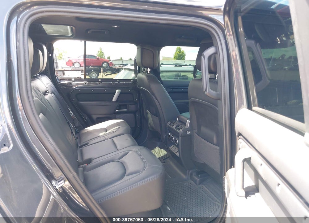 2023 LAND ROVER DEFENDER 110 CARPATHIAN EDITION/110 V8 VIN: SALEWEEEXP2120014