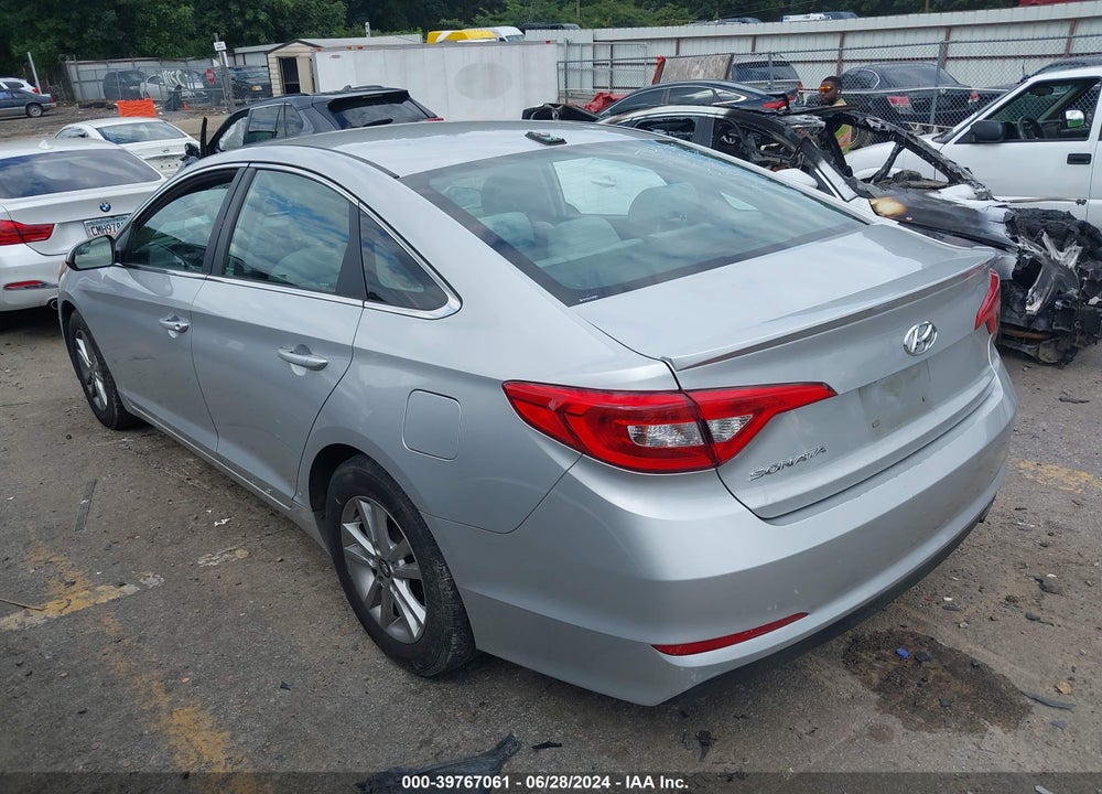 2016 HYUNDAI SONATA SE VIN: 5NPE24AF7GH357747