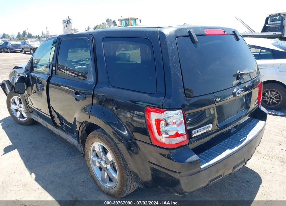 2010 FORD ESCAPE VIN: 1FMCU0DG2AKD27378