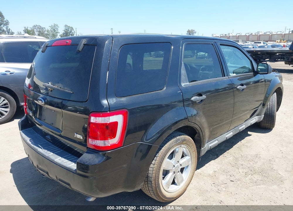2010 FORD ESCAPE VIN: 1FMCU0DG2AKD27378