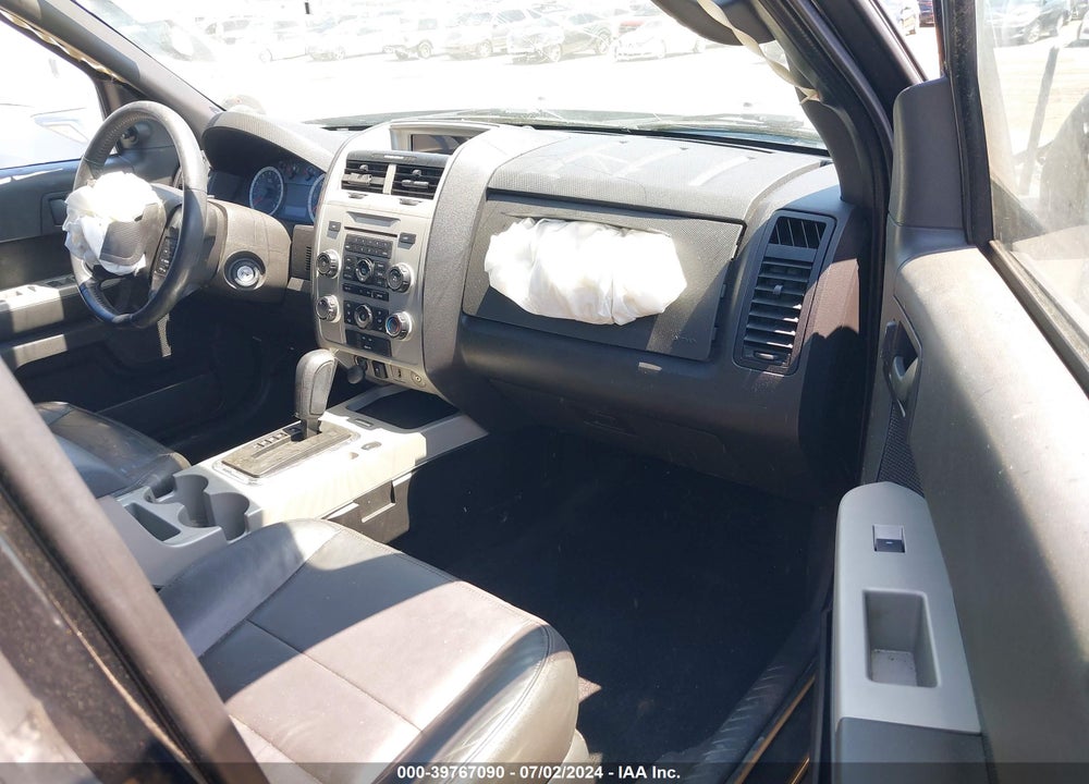 2010 FORD ESCAPE VIN: 1FMCU0DG2AKD27378
