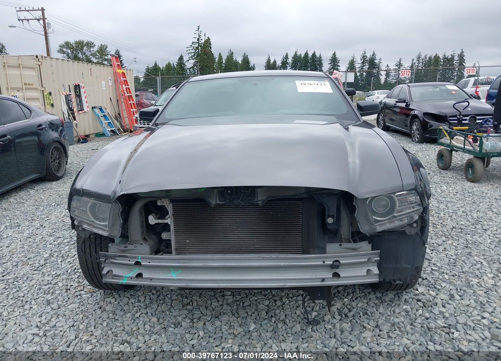 2014 FORD MUSTANG V6 VIN: 1ZVBP8AM5E5272135