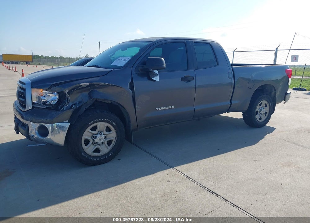 2011 TOYOTA TUNDRA GRADE 4.6L V8 VIN: 5TFUM5F11BX024420