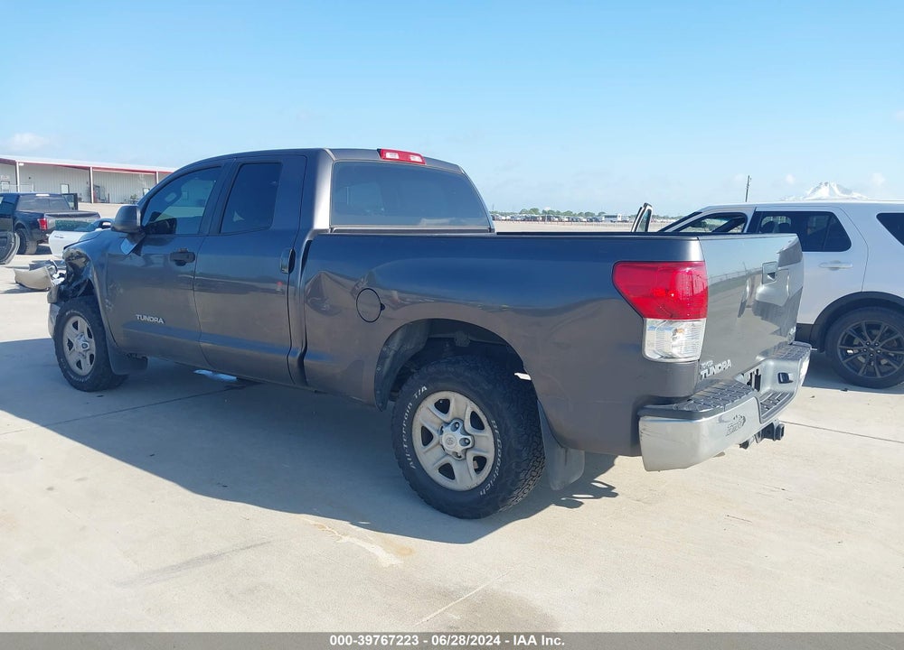 2011 TOYOTA TUNDRA GRADE 4.6L V8 VIN: 5TFUM5F11BX024420