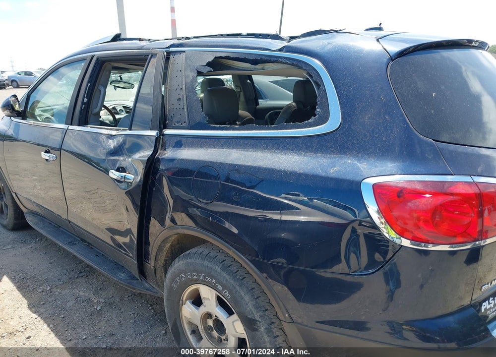 2008 BUICK ENCLAVE CXL VIN: 5GAER23718J228466