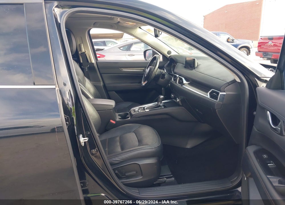 2017 MAZDA CX-5 VIN: JM3KFADLXH0137855