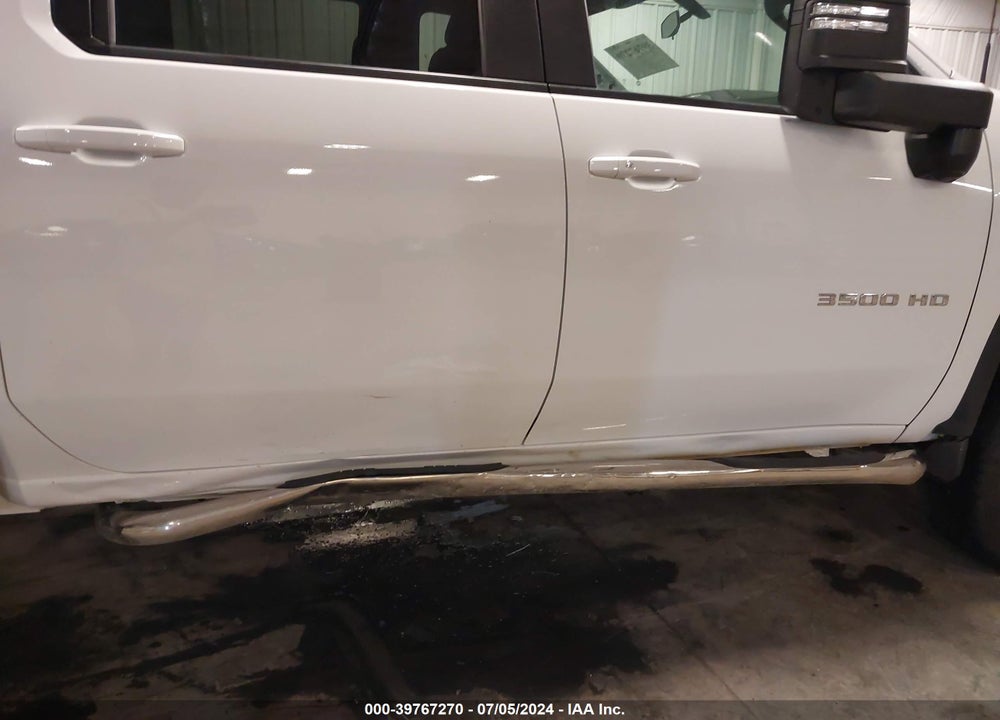 2022 CHEVROLET SILVERADO 3500HD 4WD  STANDARD BED LT VIN: 2GC4YTE76N1236519
