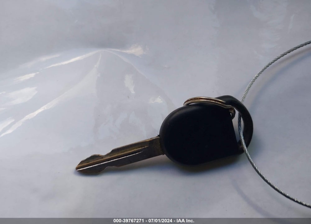 2003 FORD TAURUS LX VIN: 1FAFP52U53G119974