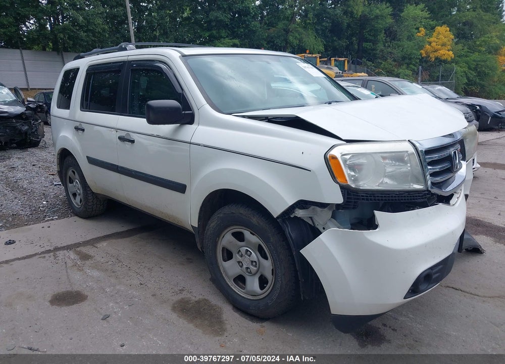 2015 HONDA PILOT LX VIN: 5FNYF4H21FB008133