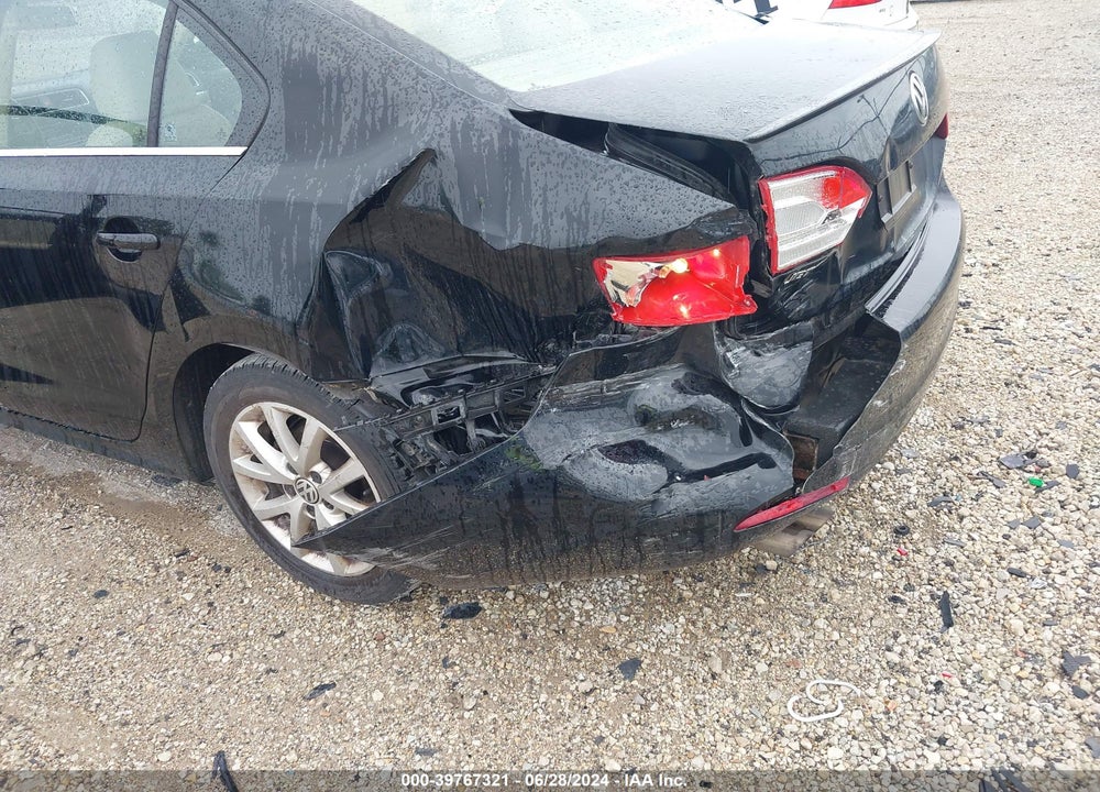 2013 VOLKSWAGEN JETTA 2.5L SE VIN: 3VWDP7AJ5DM377386
