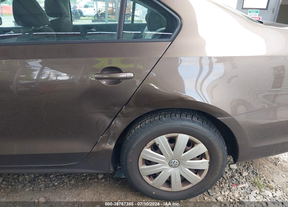 2015 VOLKSWAGEN JETTA VIN: 3VW2K7AJ3FM265324