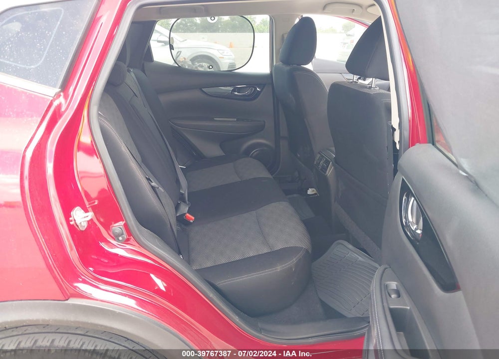 2018 NISSAN ROGUE SPORT SV VIN: JN1BJ1CP5JW195499