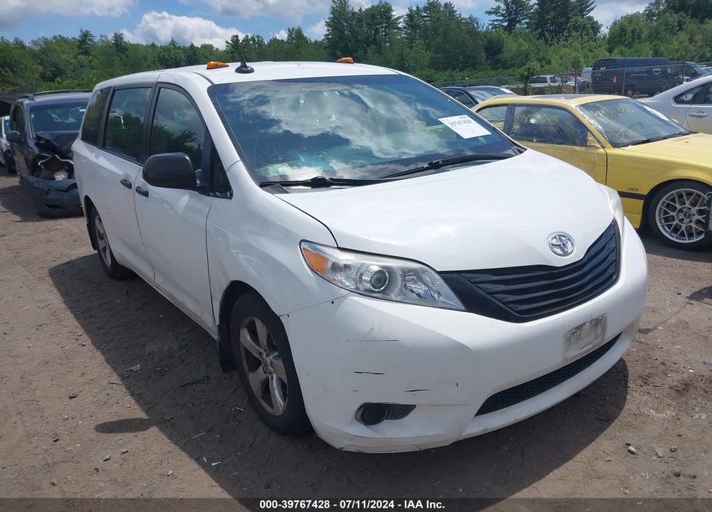 2015 TOYOTA SIENNA L 7 PASSENGER VIN: 5TDZK3DC8FS594883