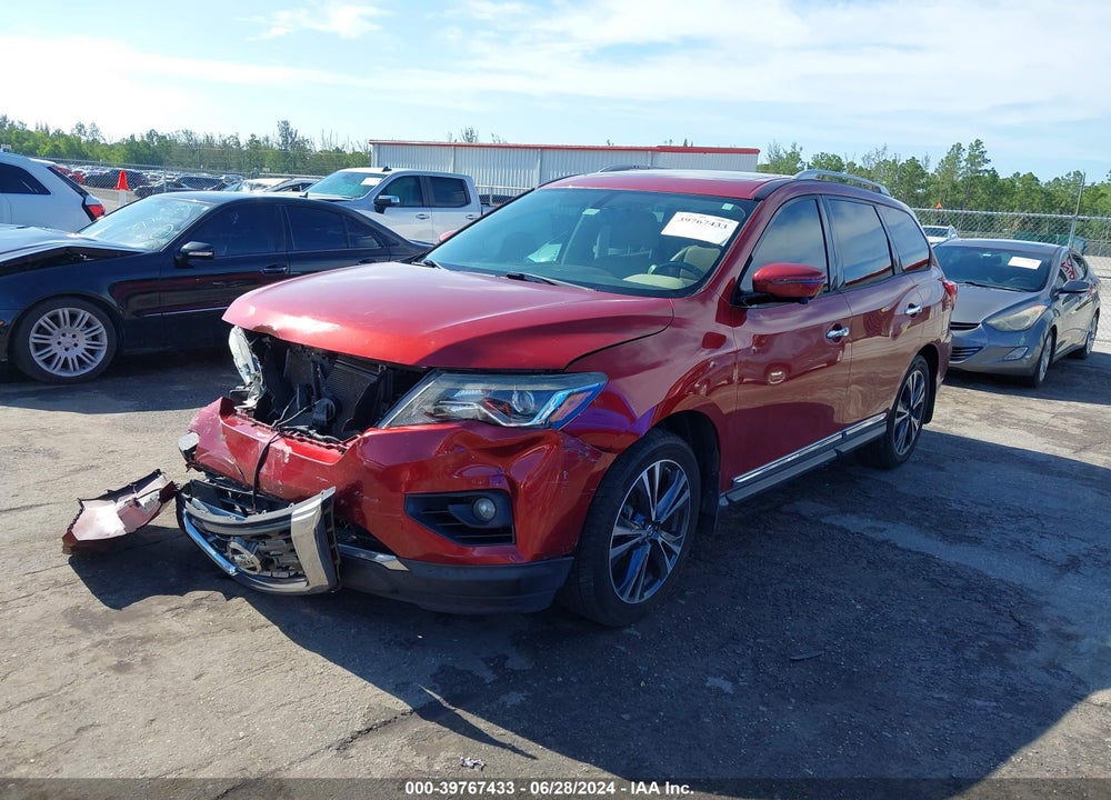 2017 NISSAN PATHFINDER PLATINUM VIN: 5N1DR2MN4HC629002