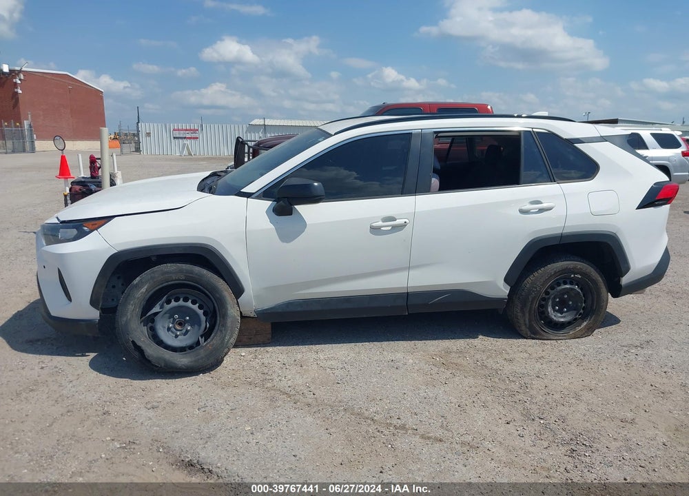 2021 TOYOTA RAV4 LE VIN: JTMH1RFV2MD069875