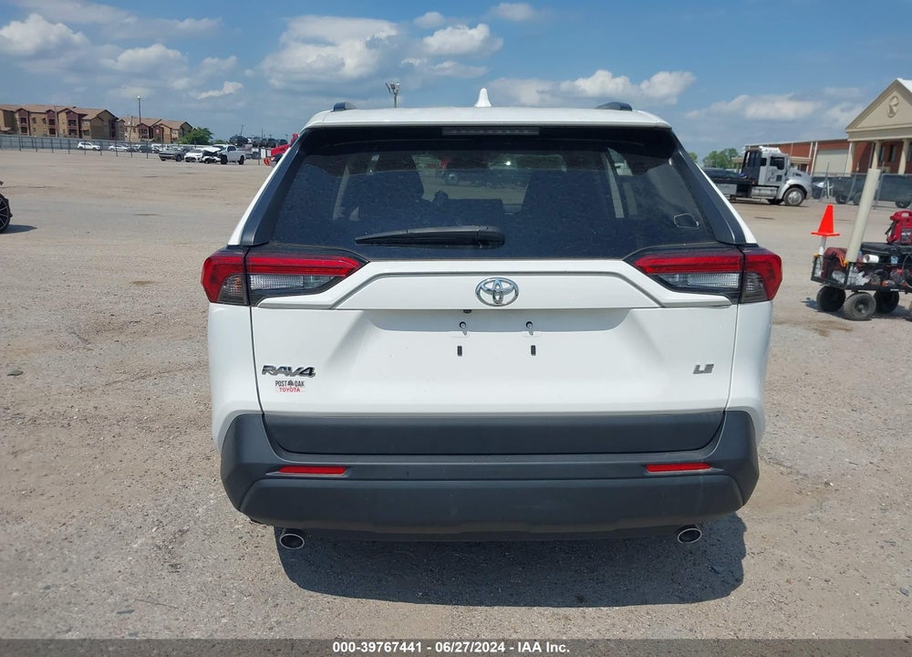 2021 TOYOTA RAV4 LE VIN: JTMH1RFV2MD069875