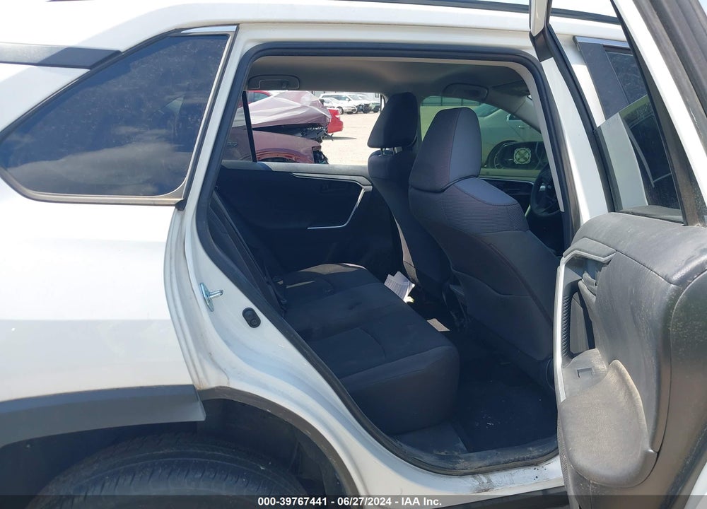 2021 TOYOTA RAV4 LE VIN: JTMH1RFV2MD069875