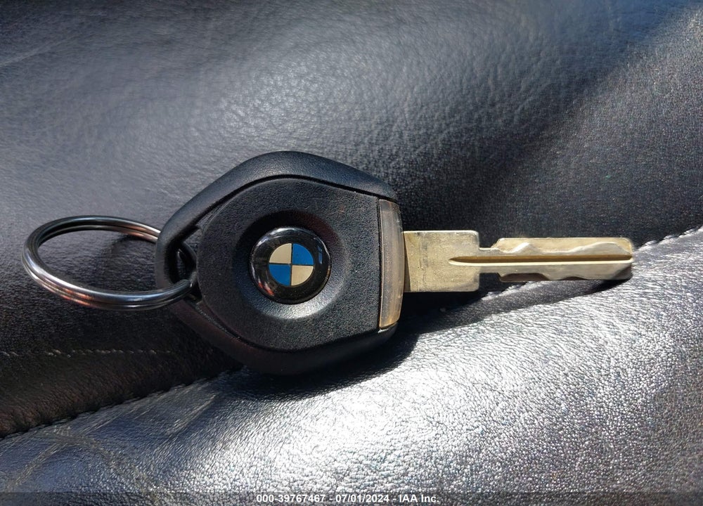 1998 BMW 328IS VIN: WBABG2328WET36372