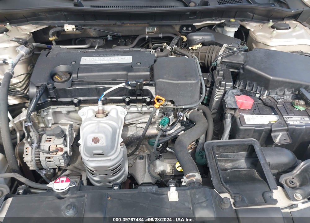 2015 HONDA ACCORD LX VIN: 1HGCR2F38FA133478