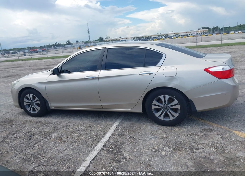 2015 HONDA ACCORD LX VIN: 1HGCR2F38FA133478