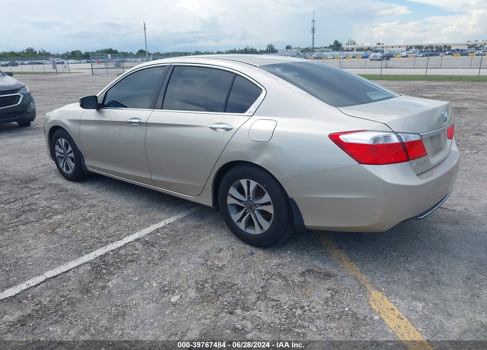 2015 HONDA ACCORD LX VIN: 1HGCR2F38FA133478