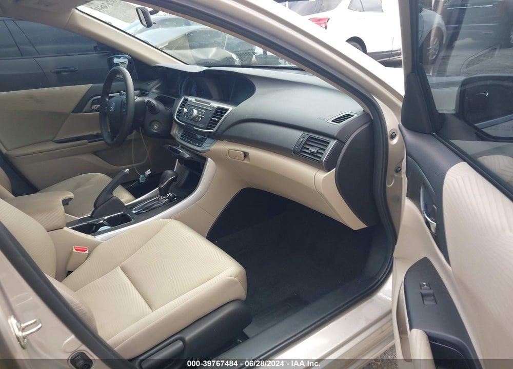 2015 HONDA ACCORD LX VIN: 1HGCR2F38FA133478