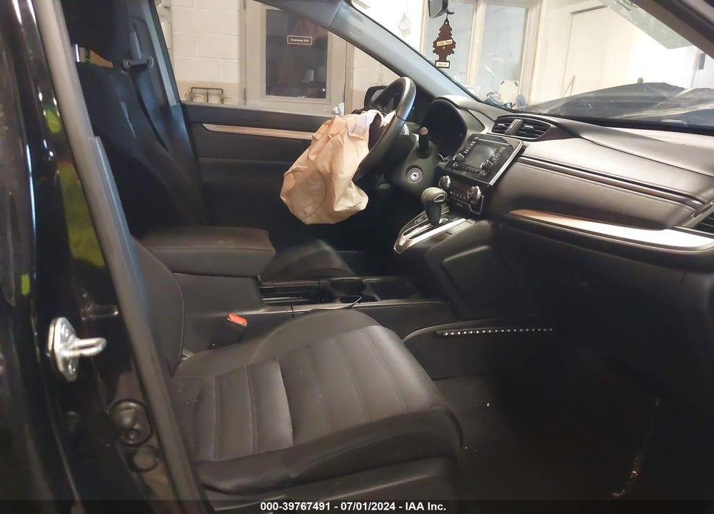 2019 HONDA CR-V LX VIN: 2HKRW6H34KH216320