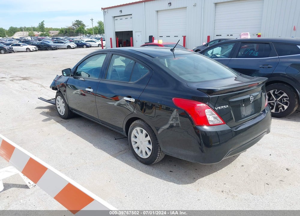 2018 NISSAN VERSA 1.6 SV VIN: 3N1CN7AP0JL880028