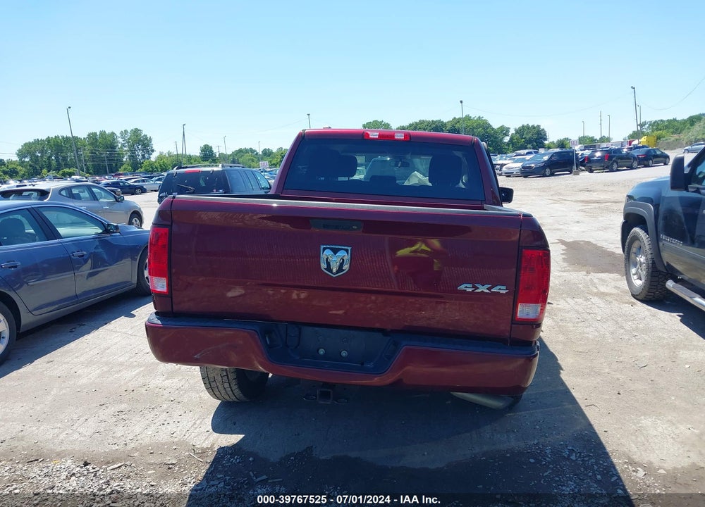 2017 RAM 1500 EXPRESS 4X4 5'7 BOX VIN: 1C6RR7KG2HS727258