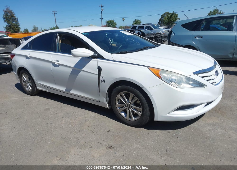 2013 HYUNDAI SONATA GLS VIN: 5NPEB4AC5DH747554