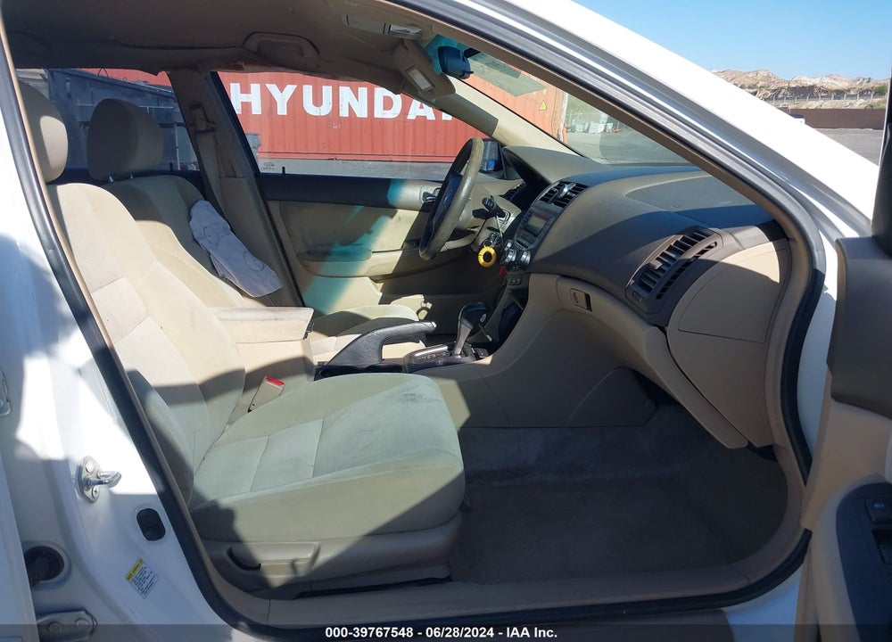 2007 HONDA ACCORD 2.4 LX VIN: 1HGCM56497A039524