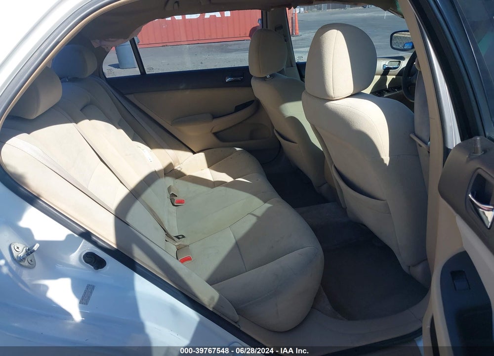 2007 HONDA ACCORD 2.4 LX VIN: 1HGCM56497A039524