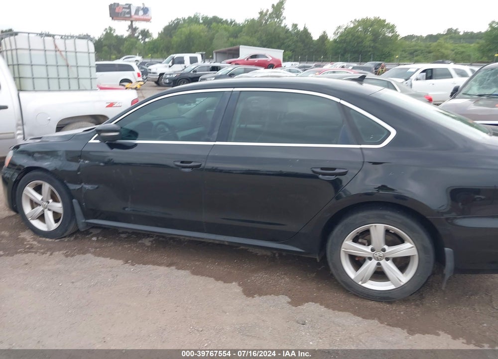 2013 VOLKSWAGEN PASSAT 2.5L SE VIN: 1VWBP7A33DC063147