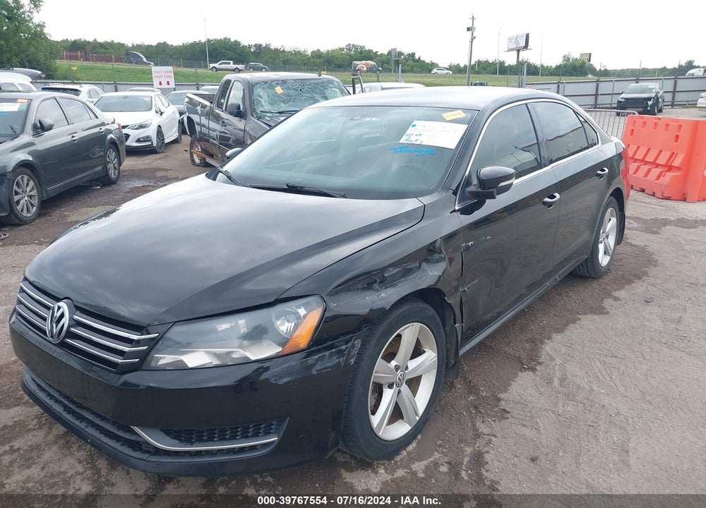 2013 VOLKSWAGEN PASSAT 2.5L SE VIN: 1VWBP7A33DC063147