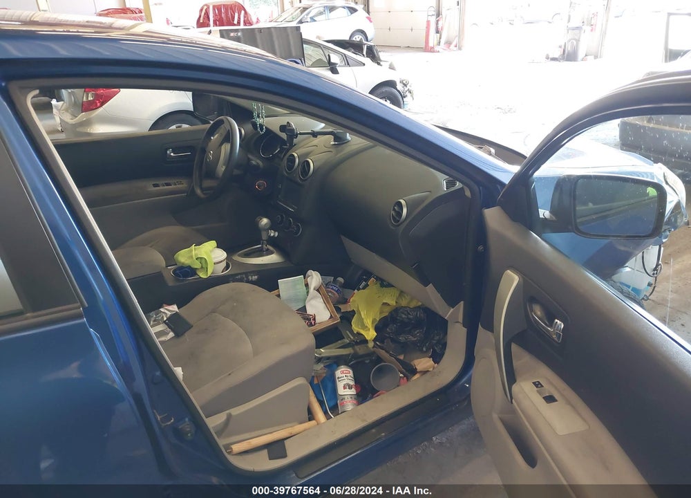 2011 NISSAN ROGUE S VIN: JN8AS5MV5BW293013