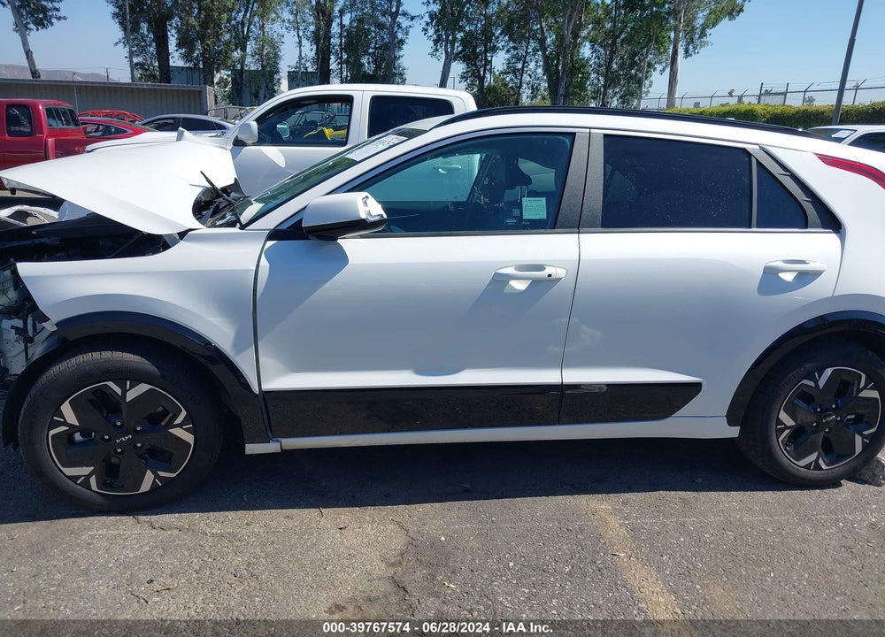 2024 KIA NIRO EV WIND VIN: KNDCR3L15R5091145