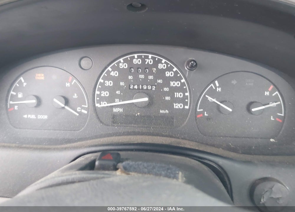 1998 FORD RANGER SPLASH/XL/XLT VIN: 1FTYR10C9WUC71794