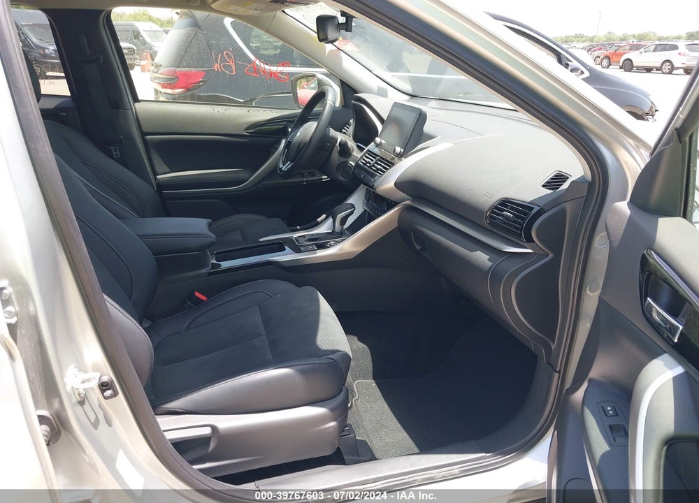 2024 MITSUBISHI ECLIPSE CROSS SE S-AWC/SEL S-AWC VIN: JA4ATWAA5RZ035366