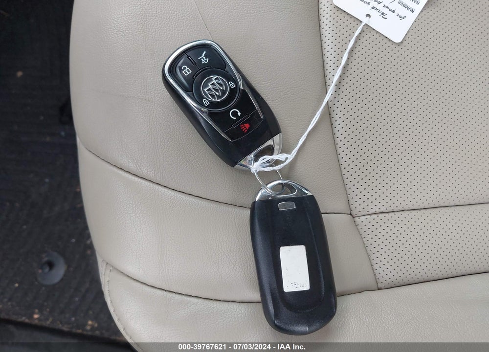 2019 BUICK ENCLAVE VIN: 5GAEVAKW7KJ224105