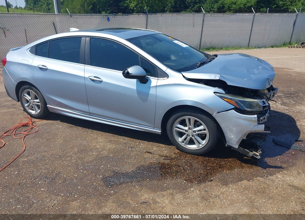 2017 CHEVROLET CRUZE LT AUTO VIN: 1G1BE5SM0H7220077