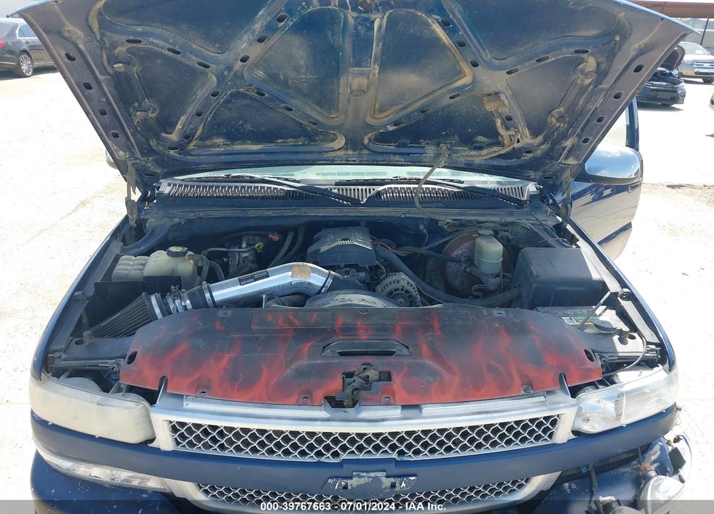 2000 CHEVROLET SILVERADO 1500 LS VIN: 2GCEC19T3Y1357821