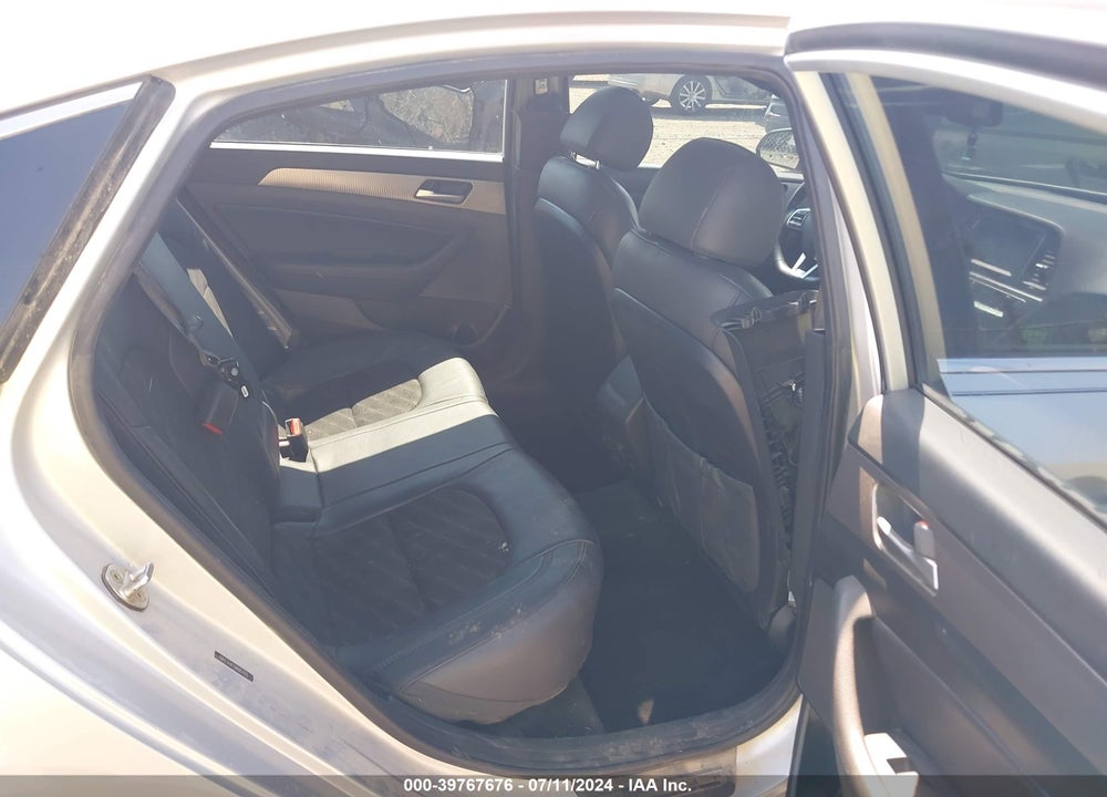 2018 HYUNDAI SONATA SPORT VIN: 5NPE34AF7JH687425
