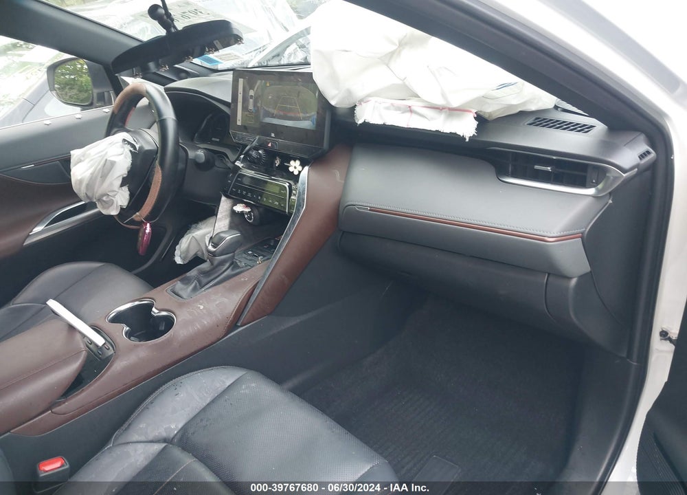 2023 TOYOTA VENZA LIMITED VIN: JTEAAAAH9PJ124960